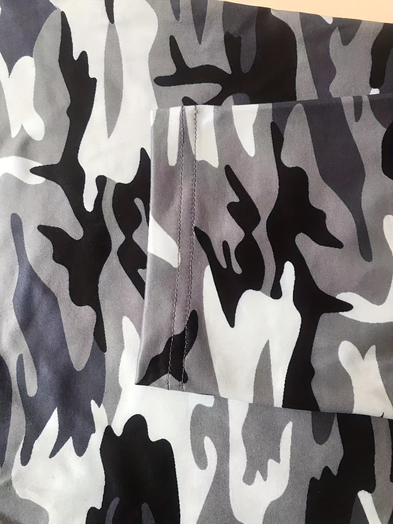  Camo Print Medium Stretch Skinny Leggings