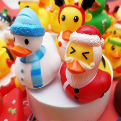 10Pcs Christmas Rubber Ducks Mini Bath Toys Kids Party Favors