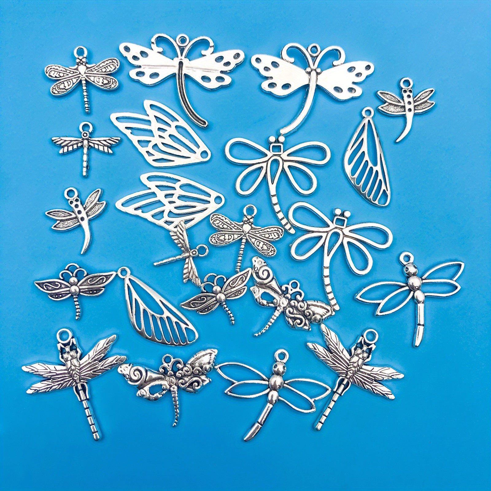 22pcs Antique Silver Insect Collection Dragonfly Charms Pendant Set