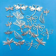 22pcs Antique Silver Insect Collection Dragonfly Charms Pendant Set