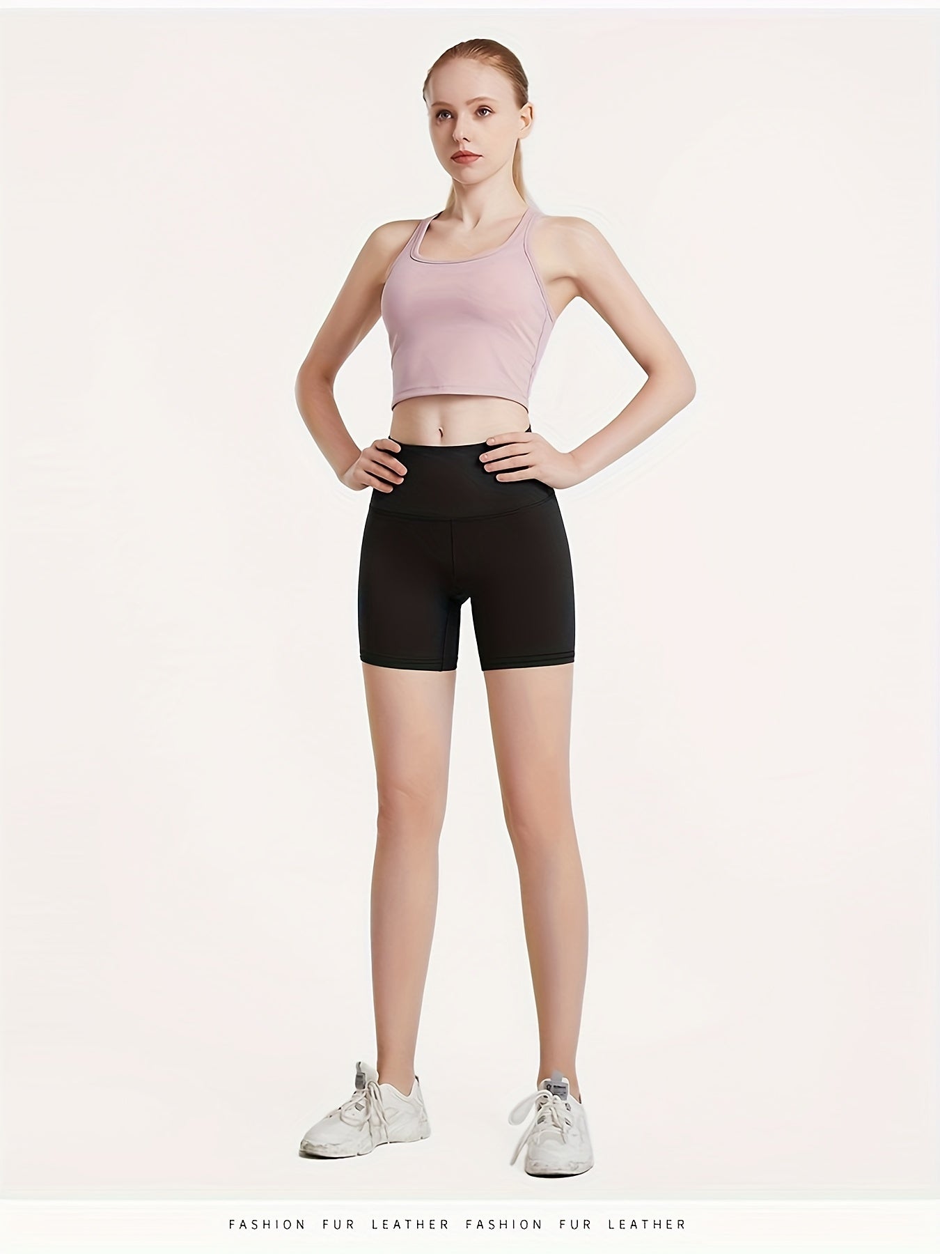 Hip Lifting Yoga Sports Shorts Slim Fit Workout Shorts