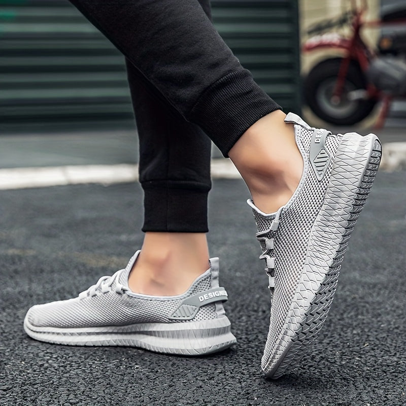 Men's Lightweight Running Shoes Outdoor Athletic Sneakers