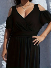  Solid Cold Shoulder Ruched Dress