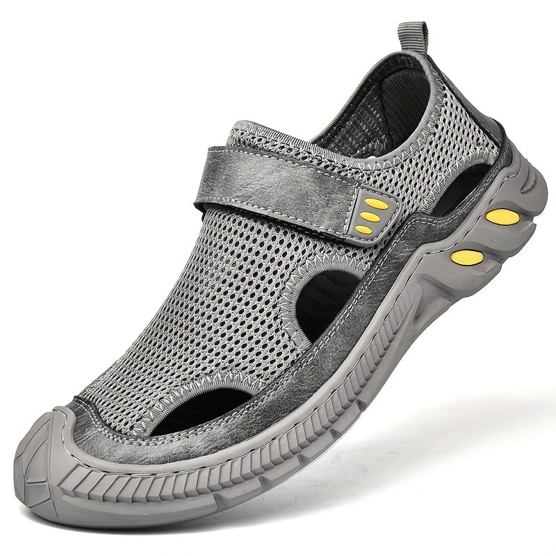 Men's Closed Toe Fisherman Sandals Breathable Beach Mesh Shoe Brown