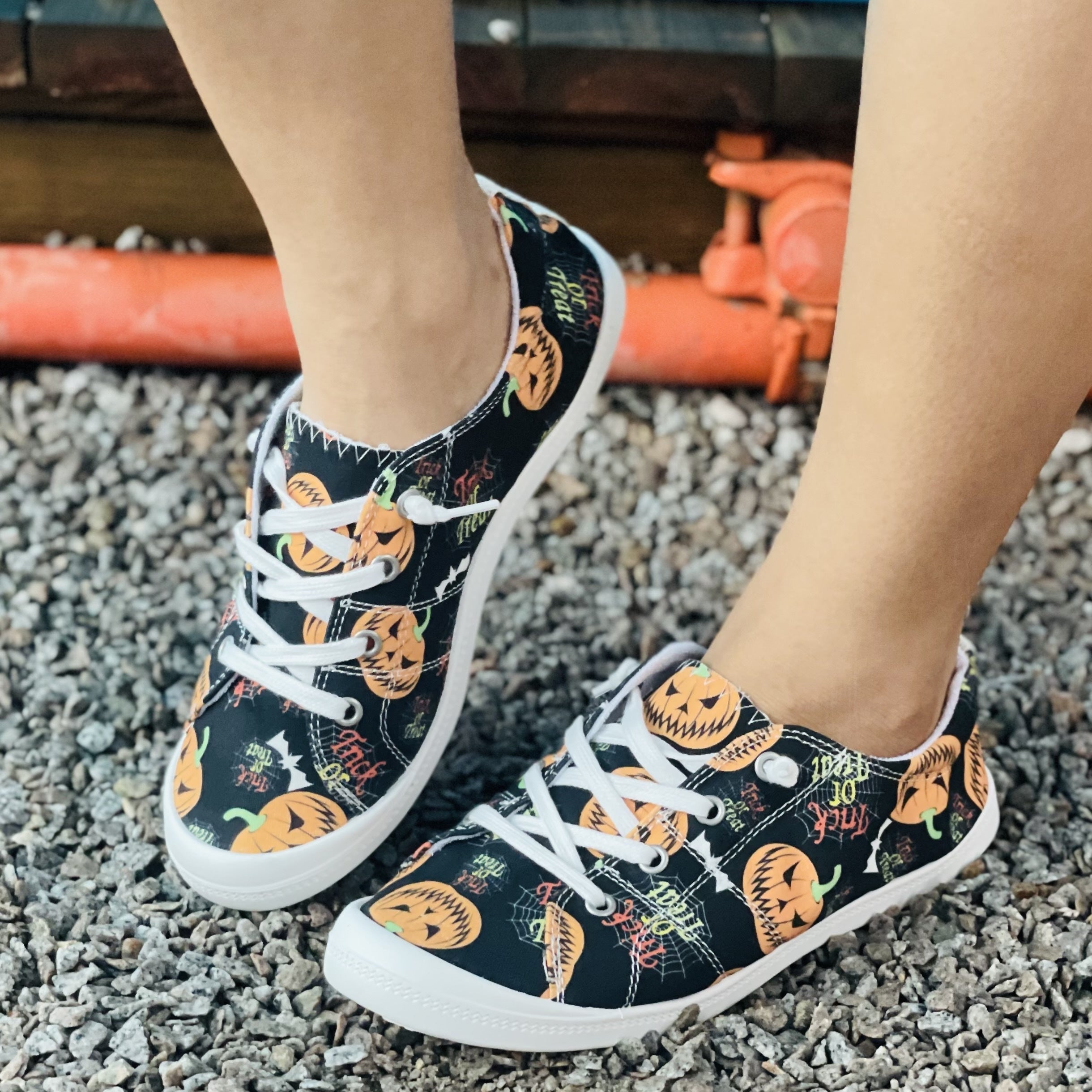 Women's Pumpkin Printed Flat Canvas Shoes Lightweight Halloween Comfy Shoes