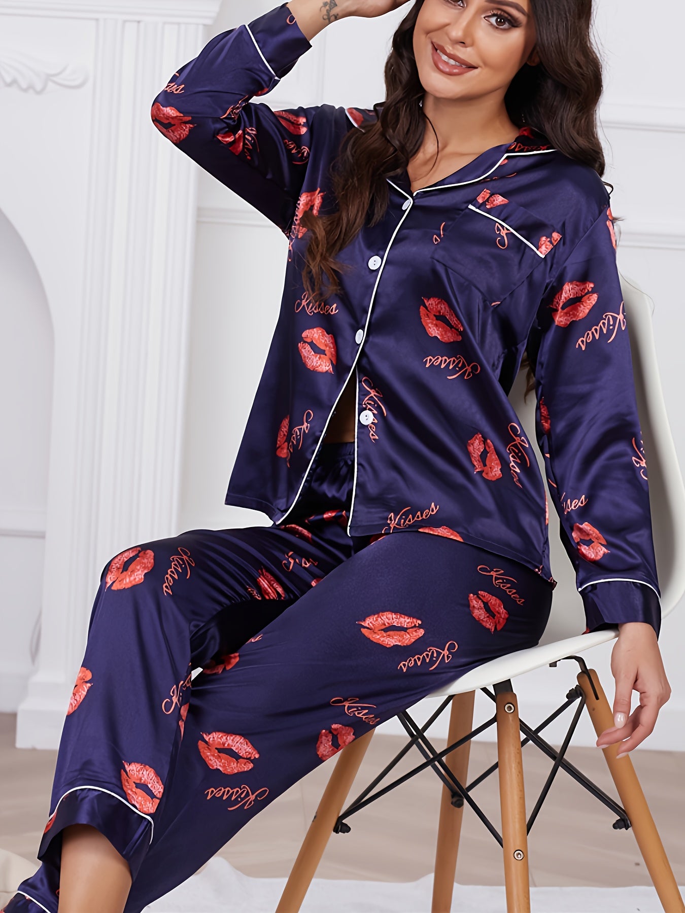 Lips & Letter Print Pajama Set Long Sleeve Top & Pants Women's Sleepwear