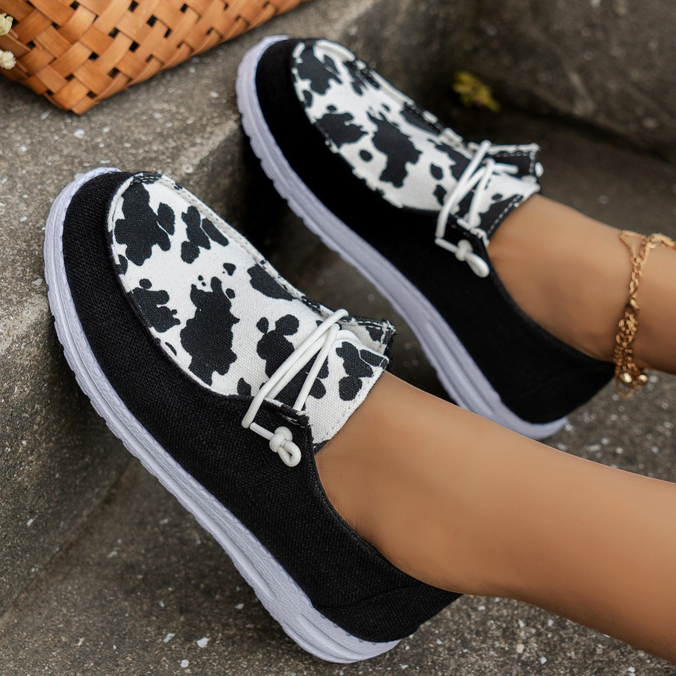 Women's Casual Sneakers Breathable Walking Shoes Cow Pattern Anti Slip