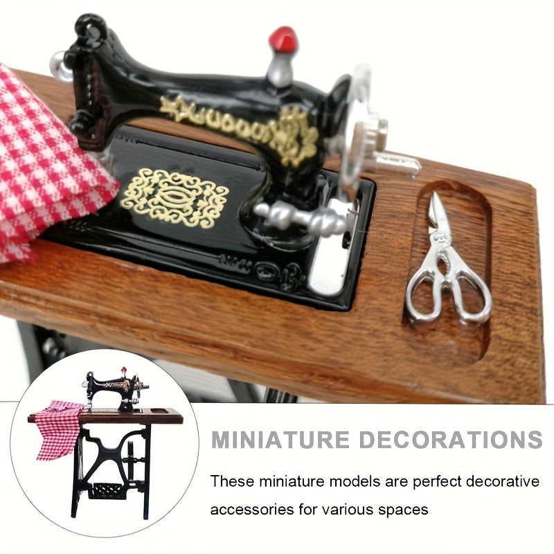 1:12 Scale Vintage Sewing Machine Dollhouse Accessory & Golden Model