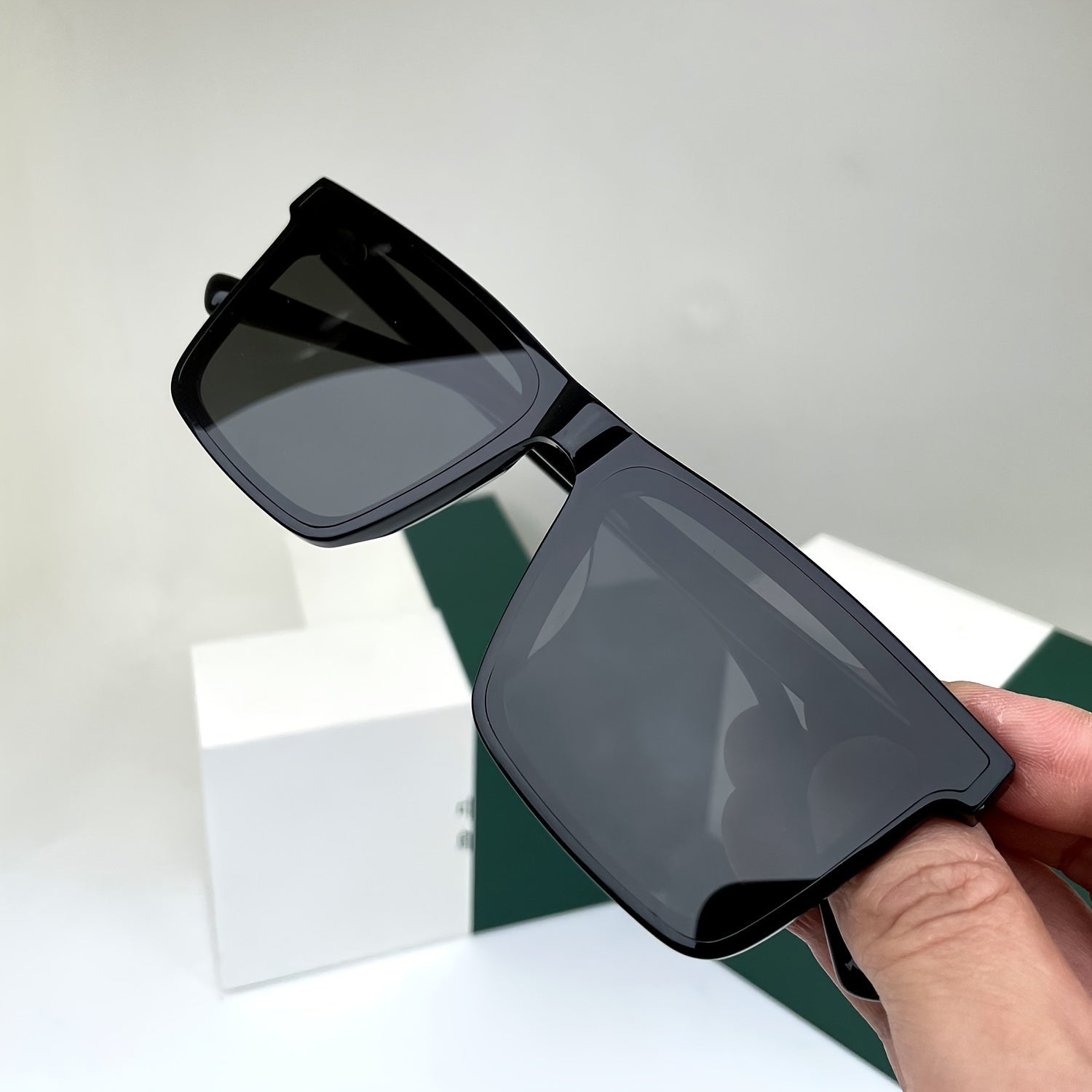 Classic Rectangle Sun Glasses for Men Outdoor Vintage Square Sunglasses