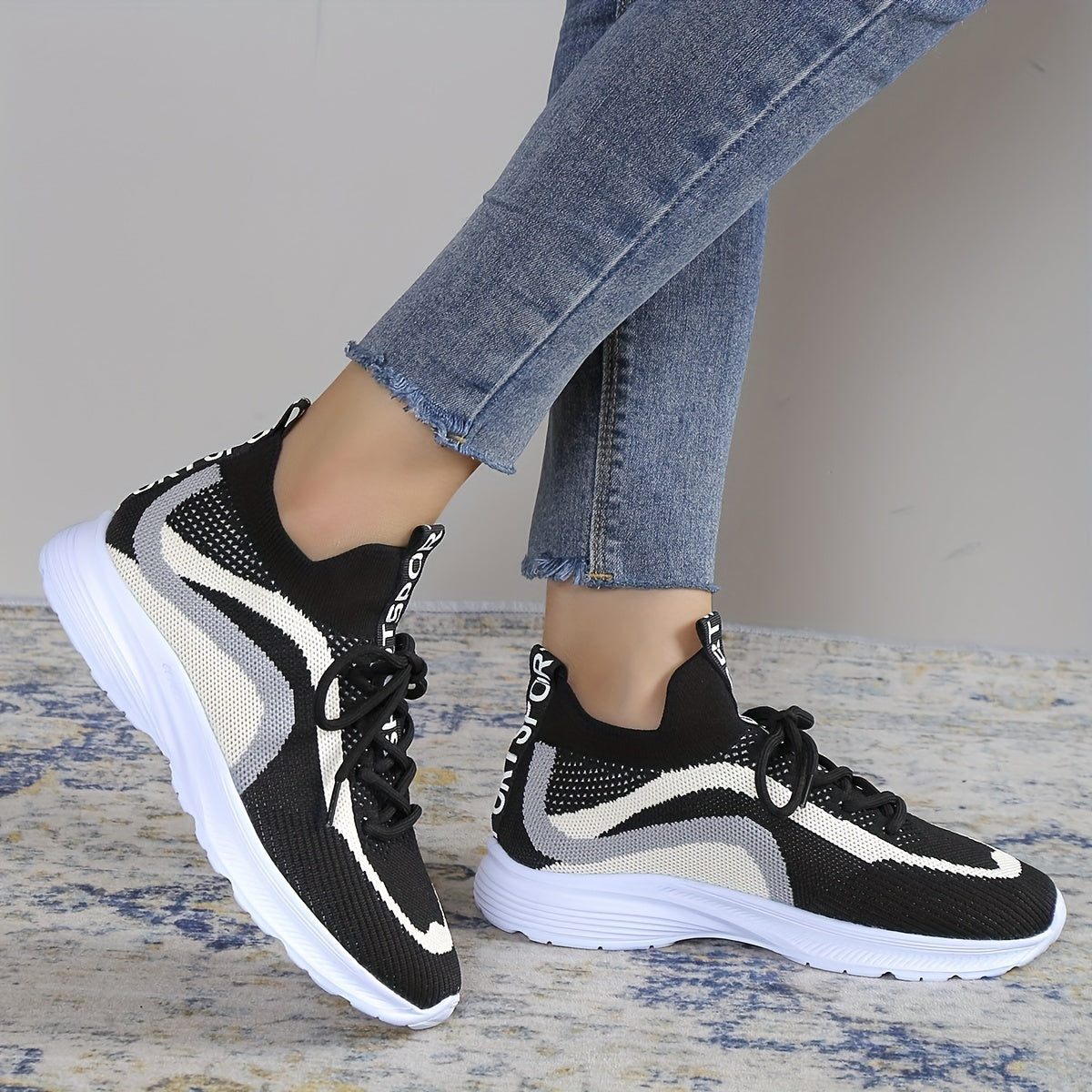 Women's Lace-up Letter Pattern Athletic Running Shoes
