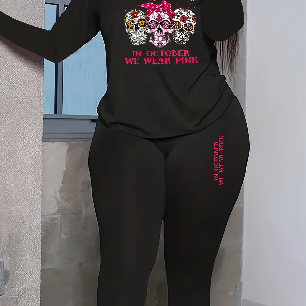 Women's Plus Size Gothic Halloween Floral Skull & Pumpkin Tee and Leggings