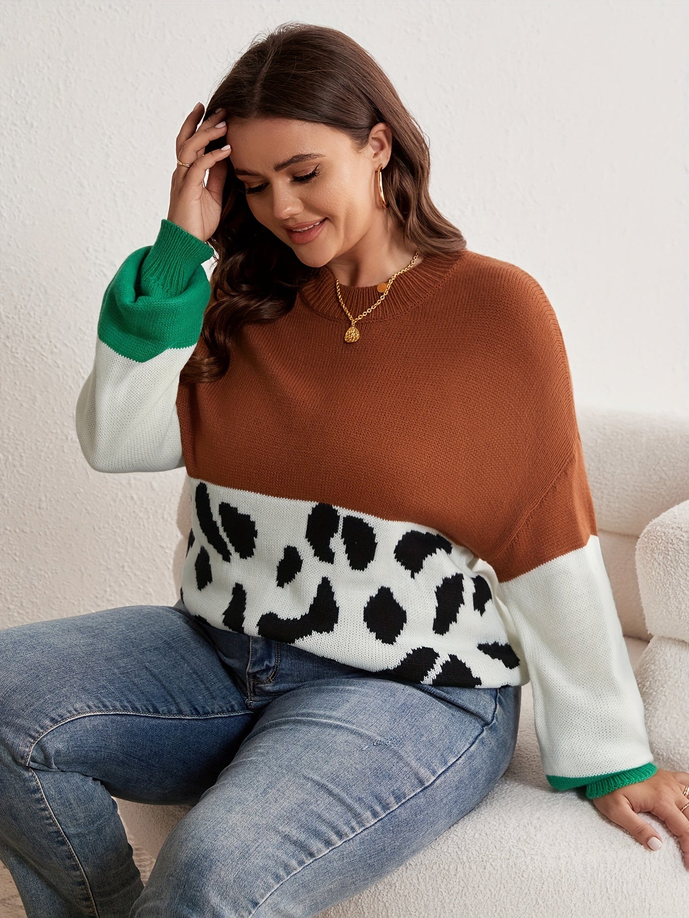  Colorblock Leopard Pattern Sweater