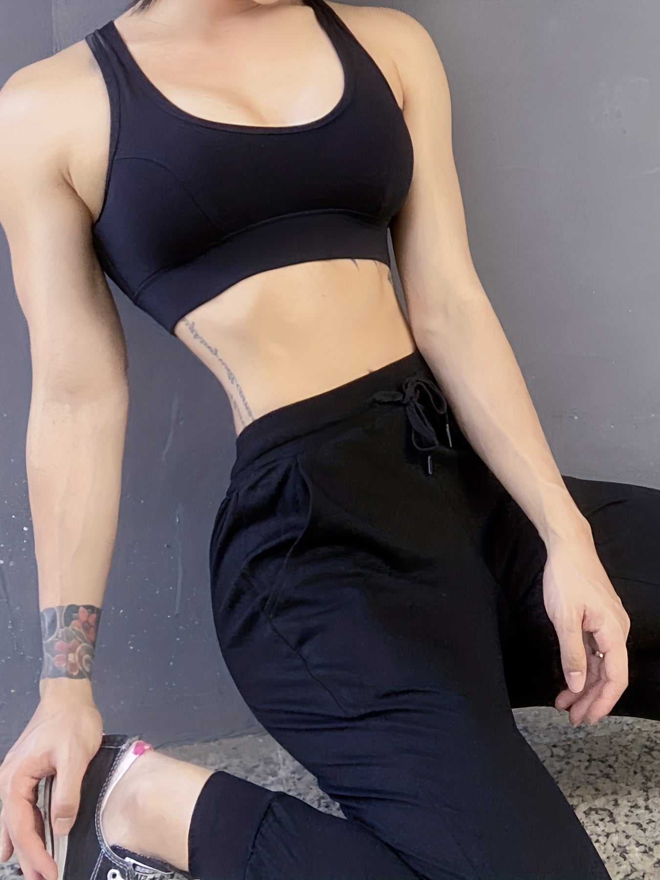 Scalloped Beauty Back Yoga Fitness Bra