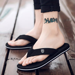 Men's Non Slip Outdoor Flip Flops - Casual Walking Slippers