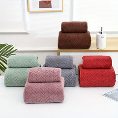 Geometric Leaf Pattern Bath Towel Set with Strong Water Absorption