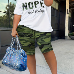  2 Piece Set: Slogan Print Top & Camo Print Shorts