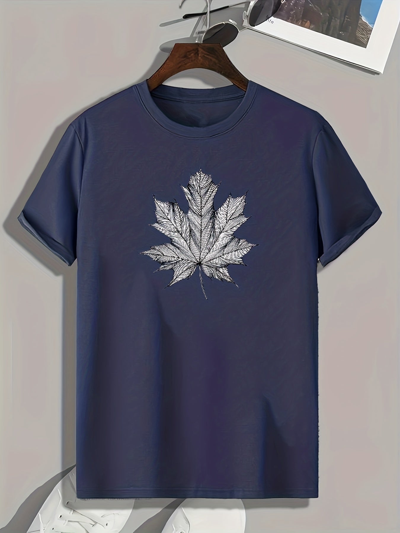 Leaf Print Graphic Tee for Men Summer Casual Comfy T-shirt