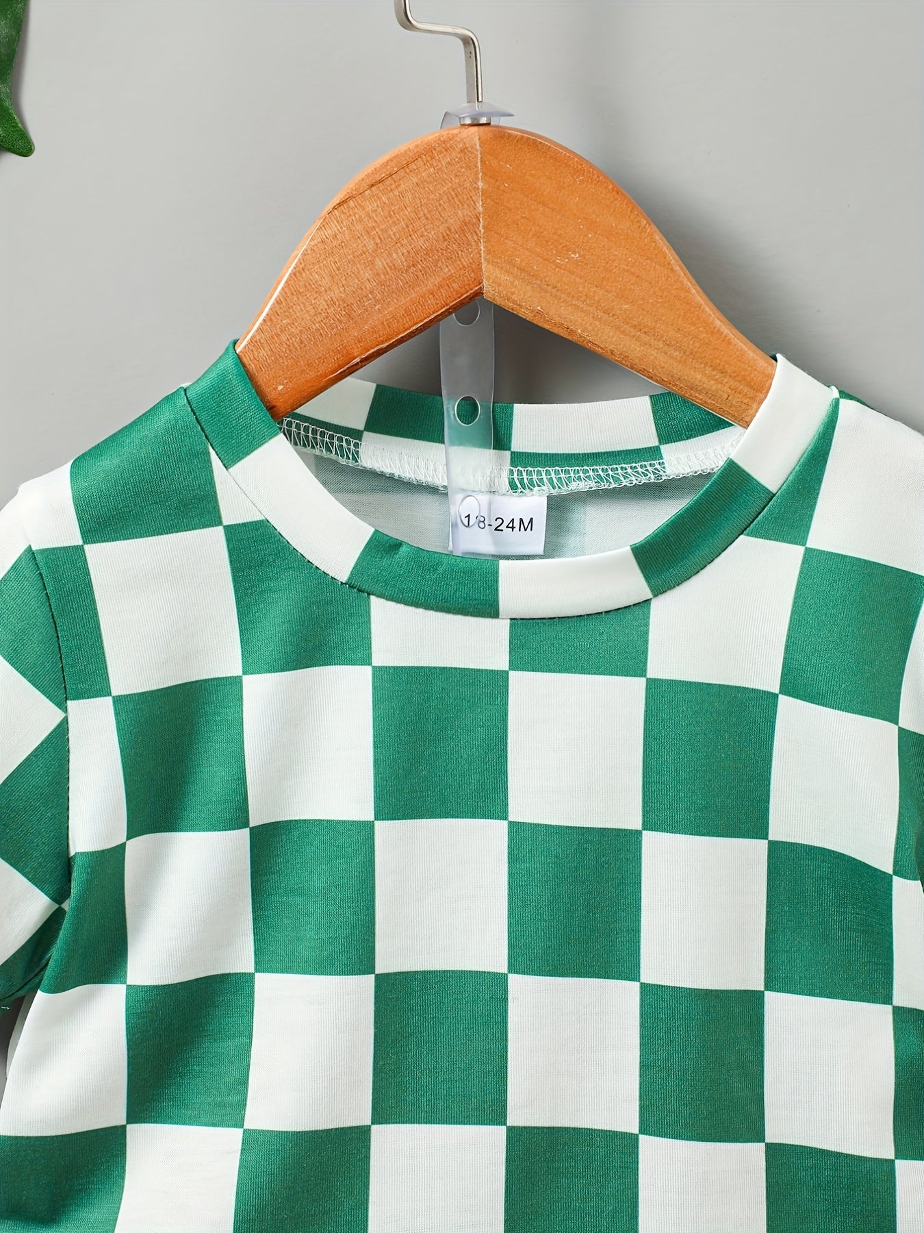 2pcs Boys Teen Checkerboard T-shirt & Shorts Set for Summer