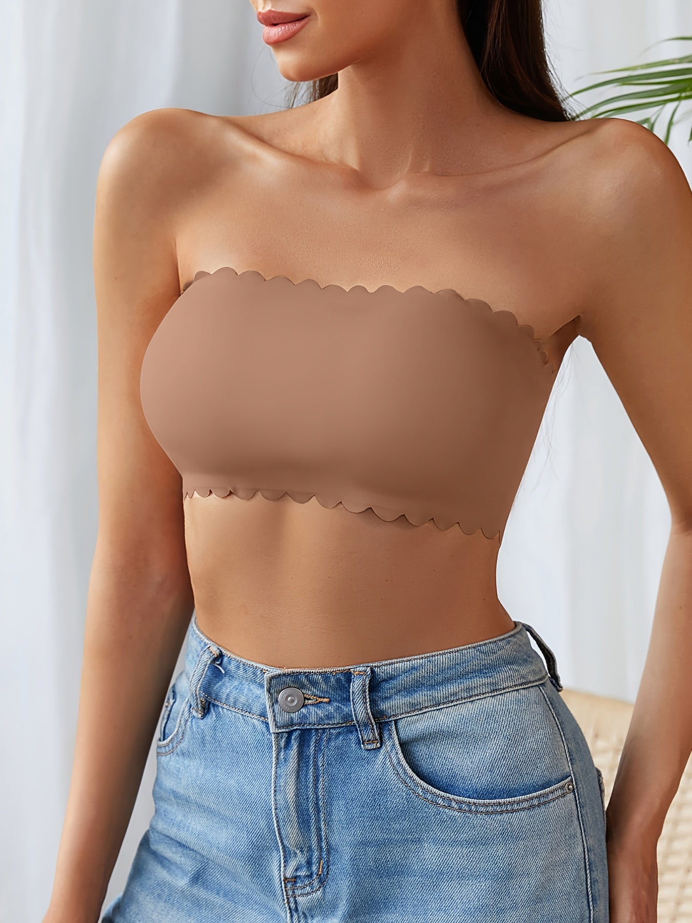 Scallop Trim Bandeau Bra Seamless Comfortable Strapless Stretch Bra