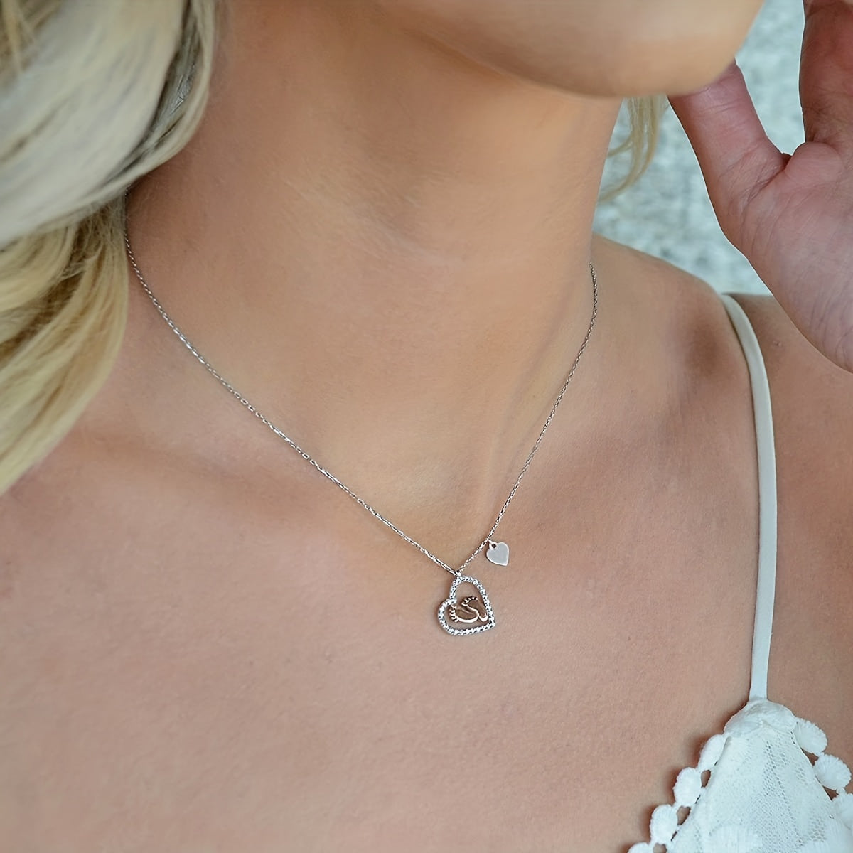 Baby Foot Heart Pendant Necklace With Card - Party Holiday Birthday Gift