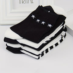 5 Pairs Striped Crew Socks Comfy & Breathable Women's Stockings & Hosiery