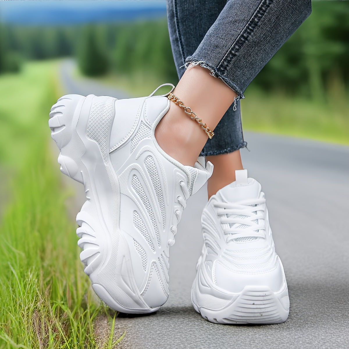 Non Slip Chunky Sneakers Lightweight Mesh Outdoor Running Shoes Women's