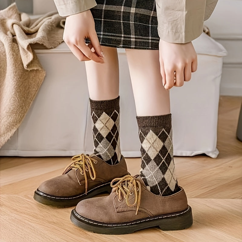4 Pairs Plaid & Trees Print Socks Mid Tube Women's Stockings