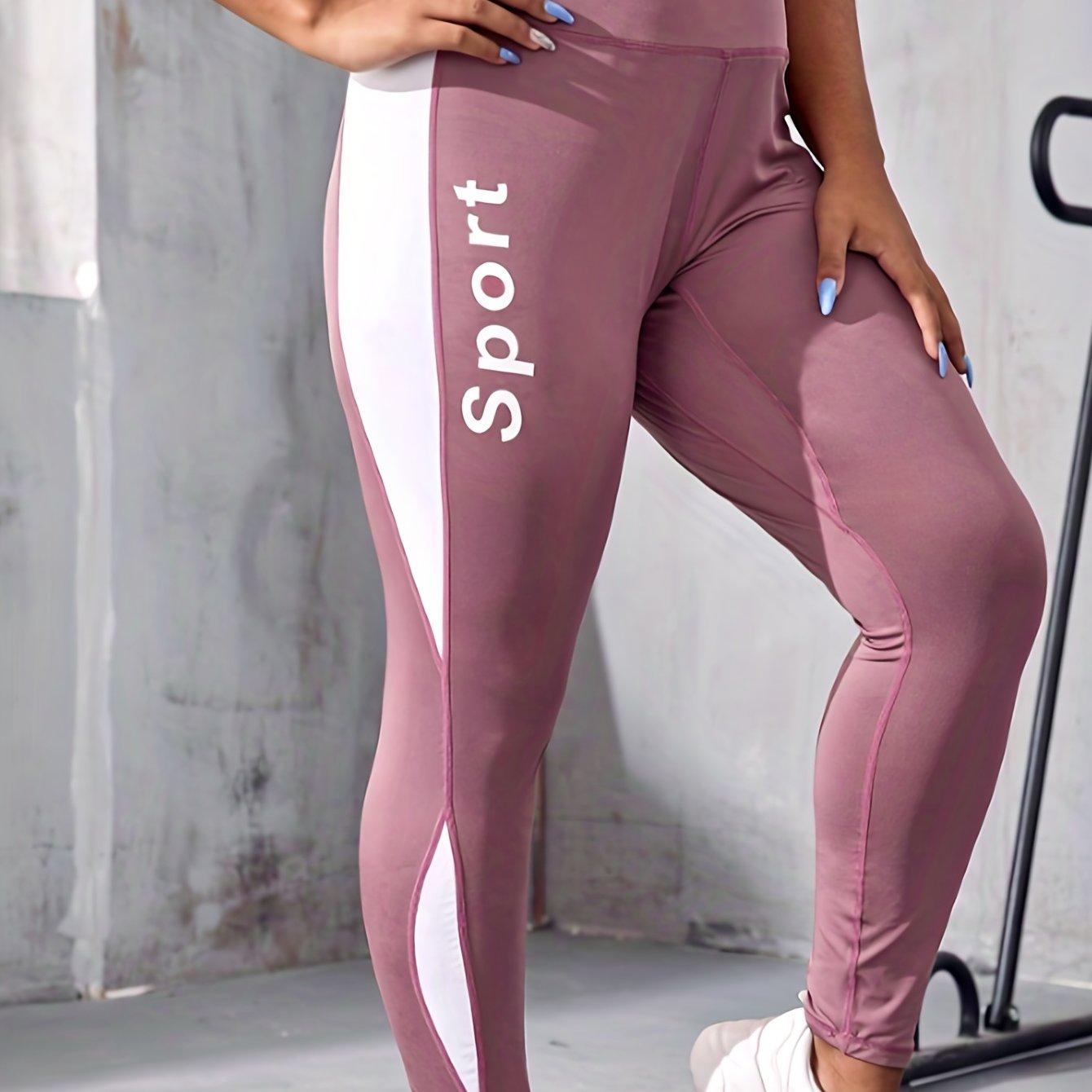  Colorblock Letter Print High Rise Sports Leggings