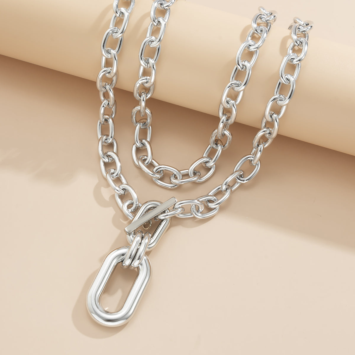 Geometric Round Buckle Chain Necklace Set