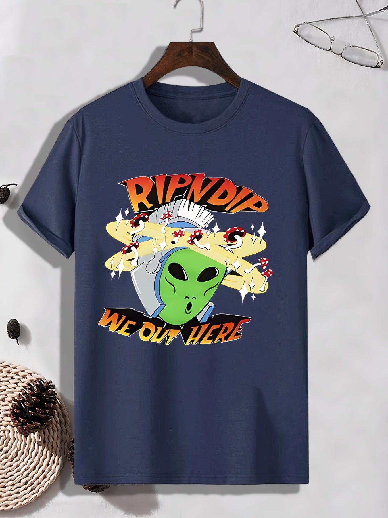 Men's Alien Pattern T-shirt Active Stretch Tee For Outdoor
