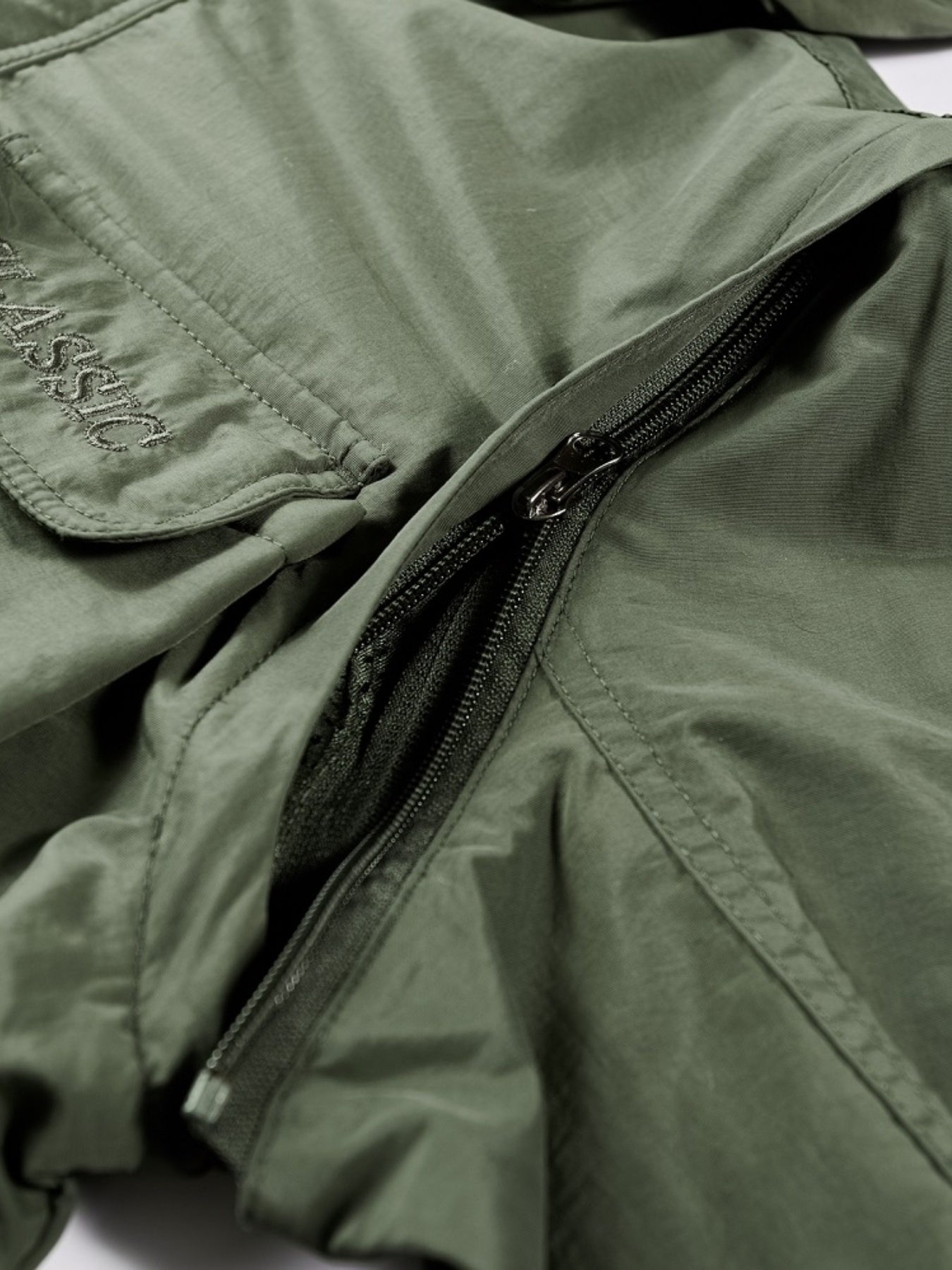 Men's Outdoor Windproof Waterproof Windbreaker Jacket