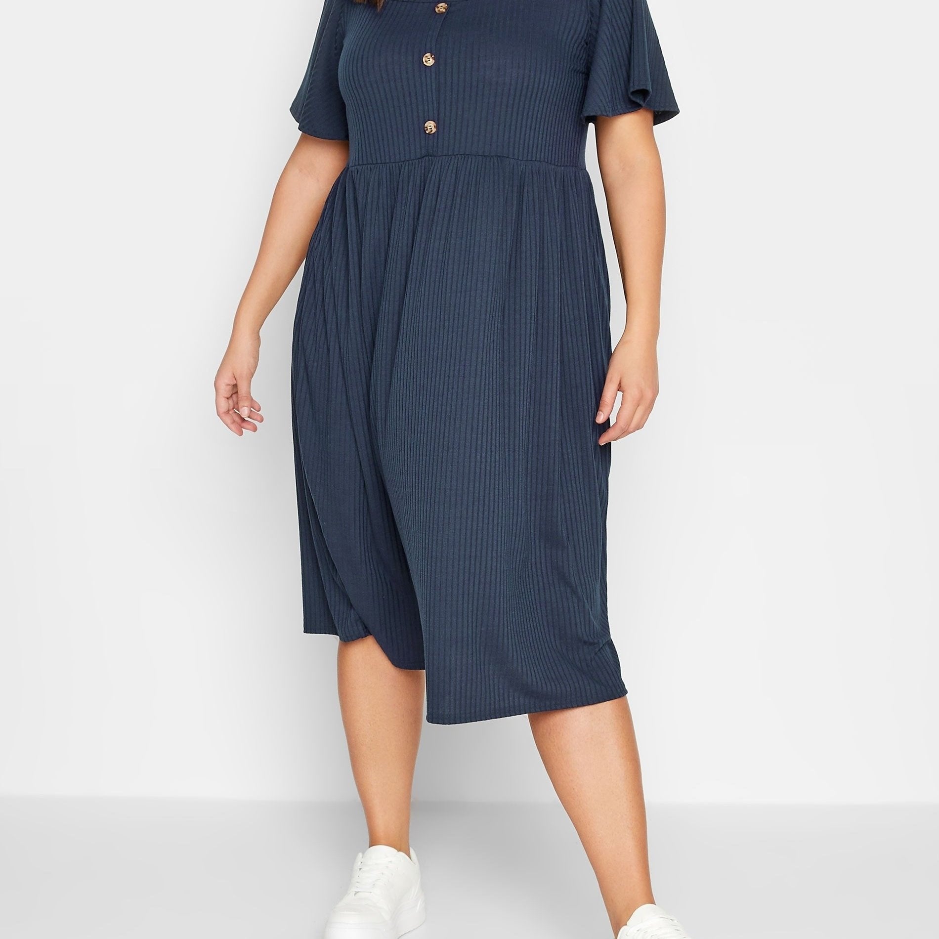 Solid Ribbed Button Decor Butterfly Sleeve Maxi Dress