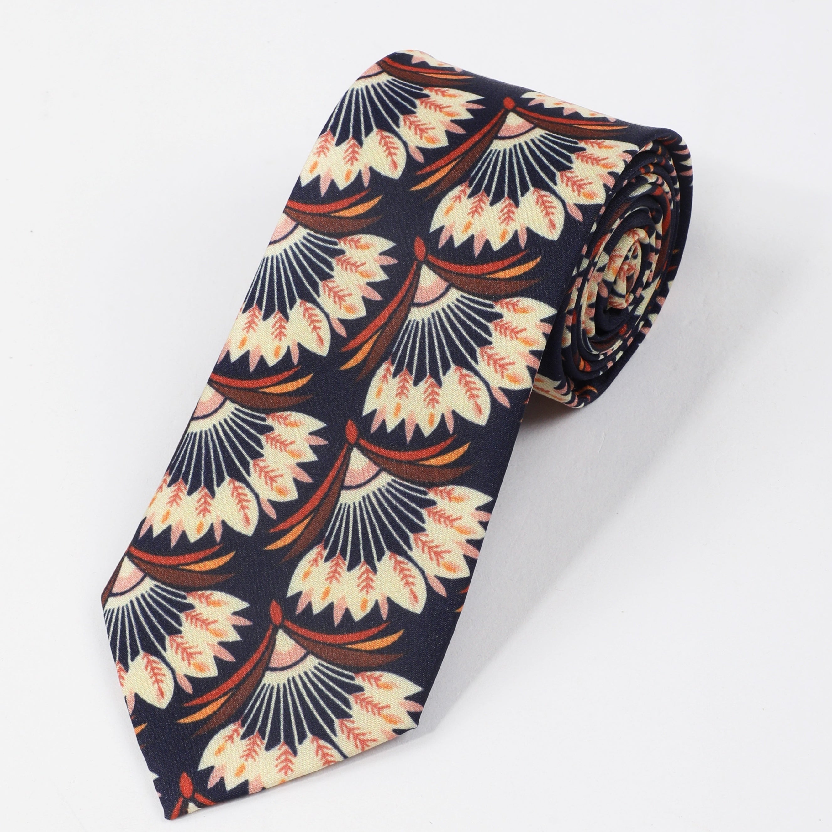 Multicolor Feather Shell Pattern Tie For Men
