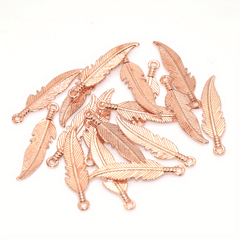 100pcs Feather Pendants DIY Jewelry Making Various Colors