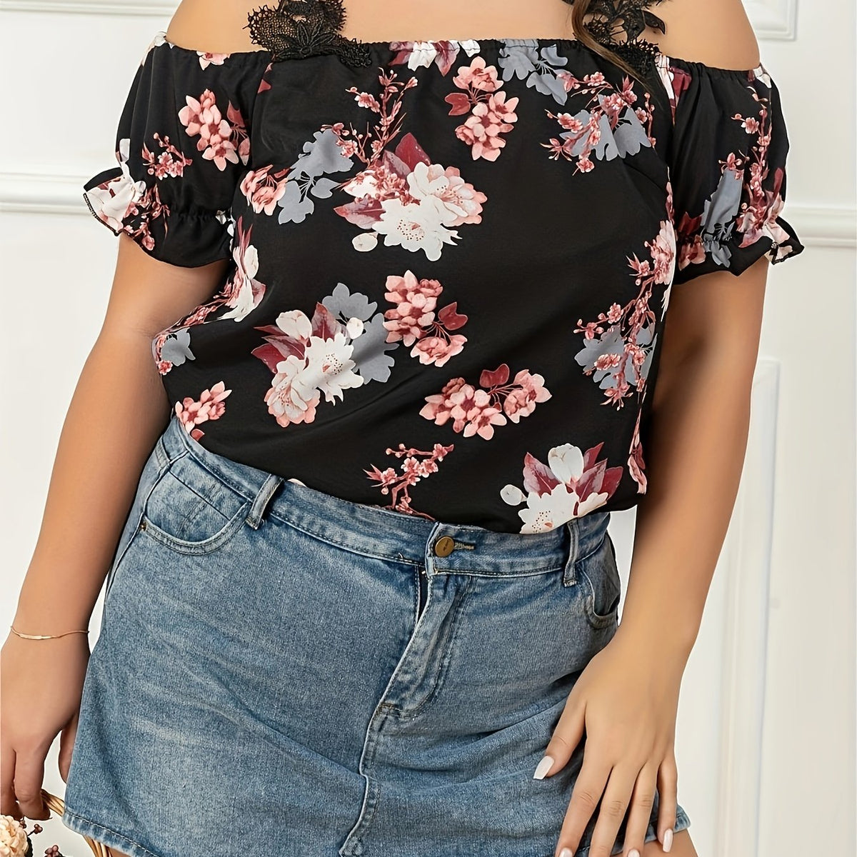  Women's Cold Shoulder Blouse Feather Print Lace Strap