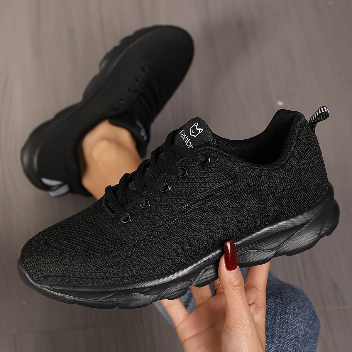 Women's Mesh Breathable Running Shoes Lightweight Non-Slip Sneakers