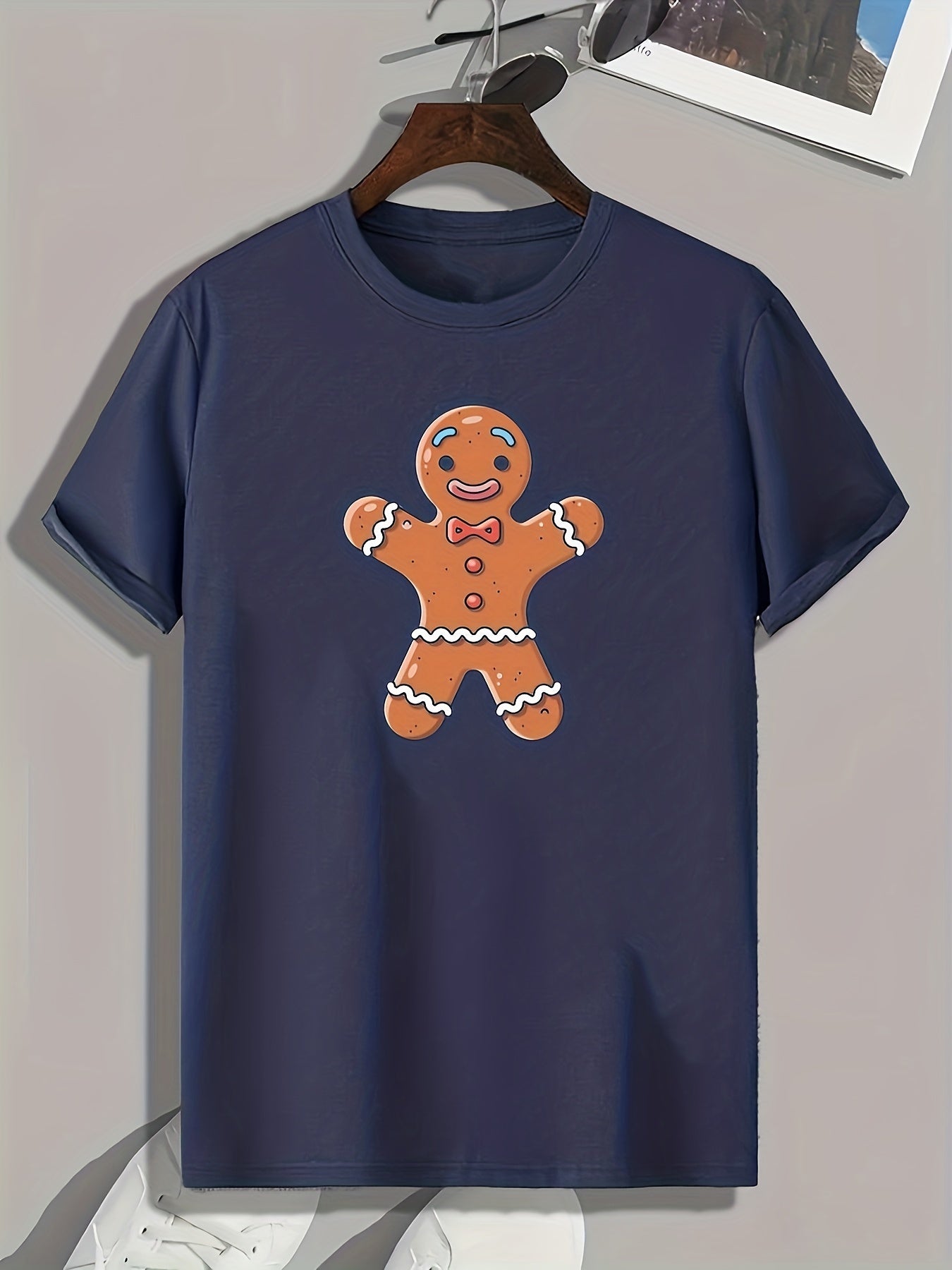 Gingerbread Man Graphic T-shirt for Men
