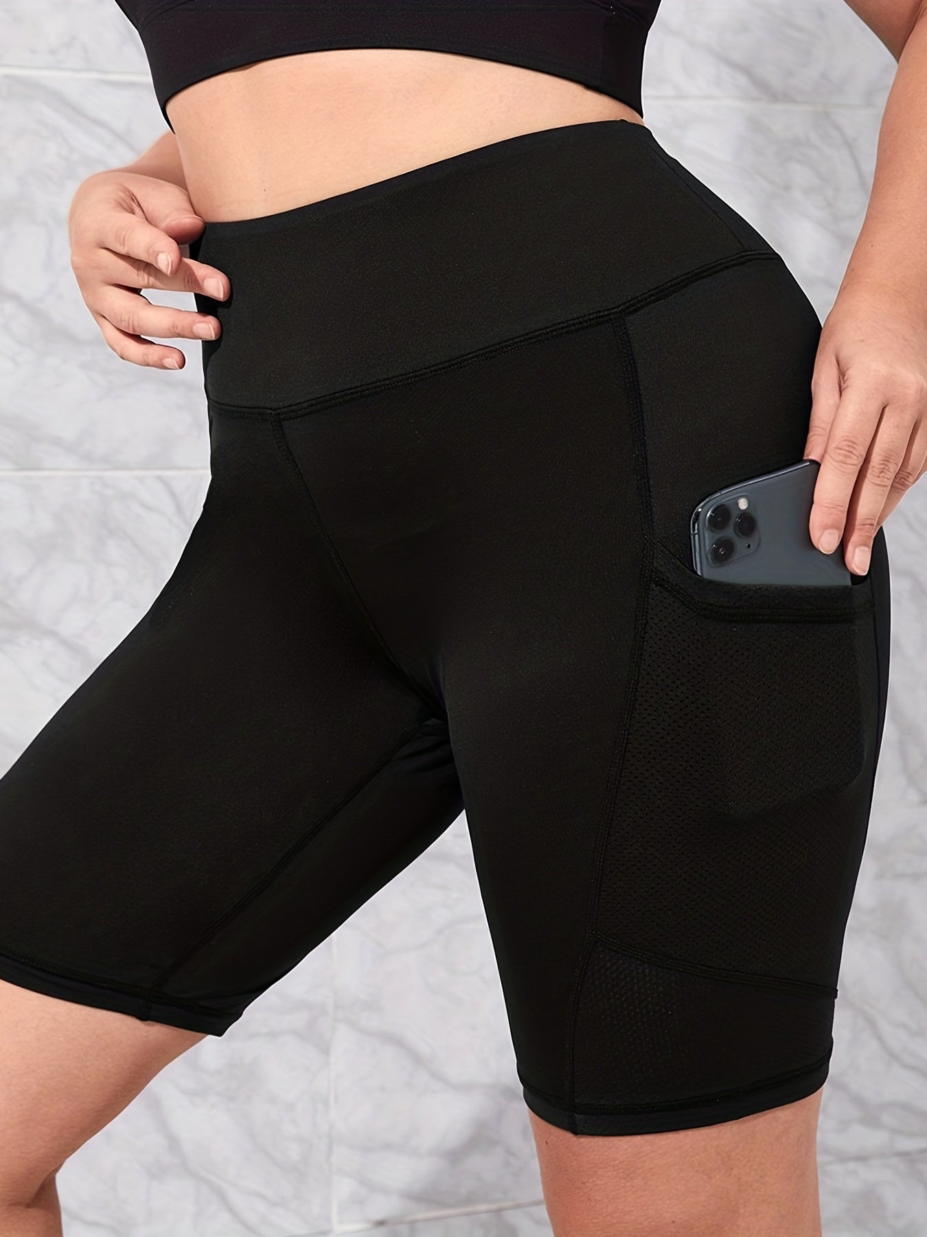  Solid High Rise Skinny Fitness Shorts With Pockets