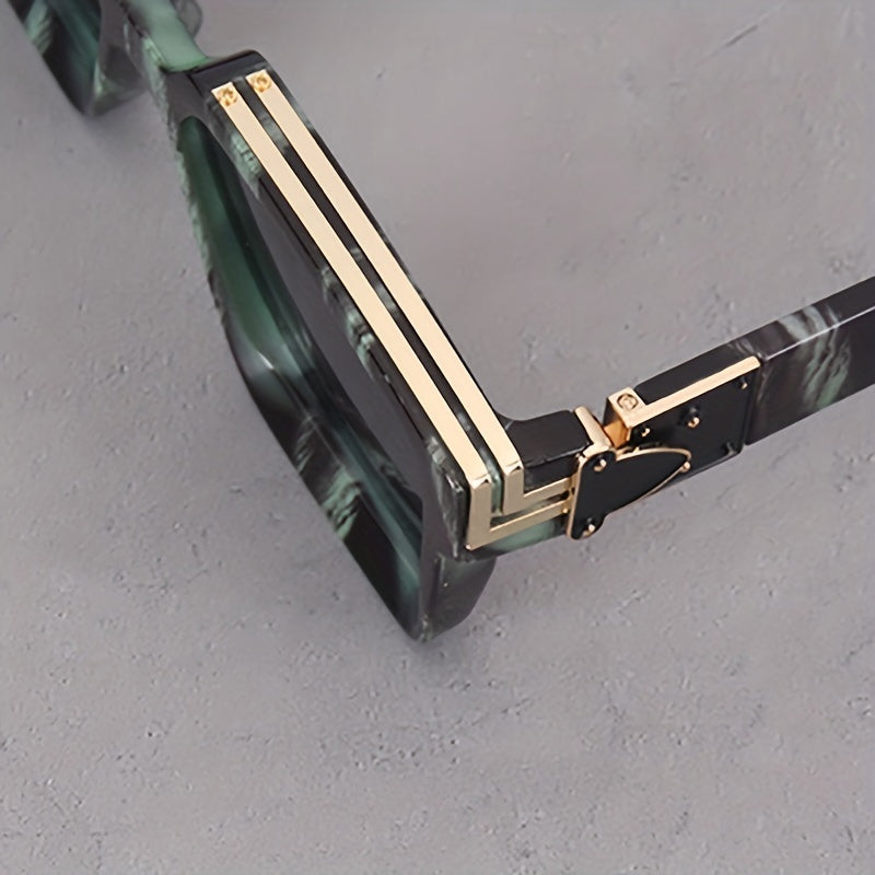 Square Graphic Frame Sunglasses UV400