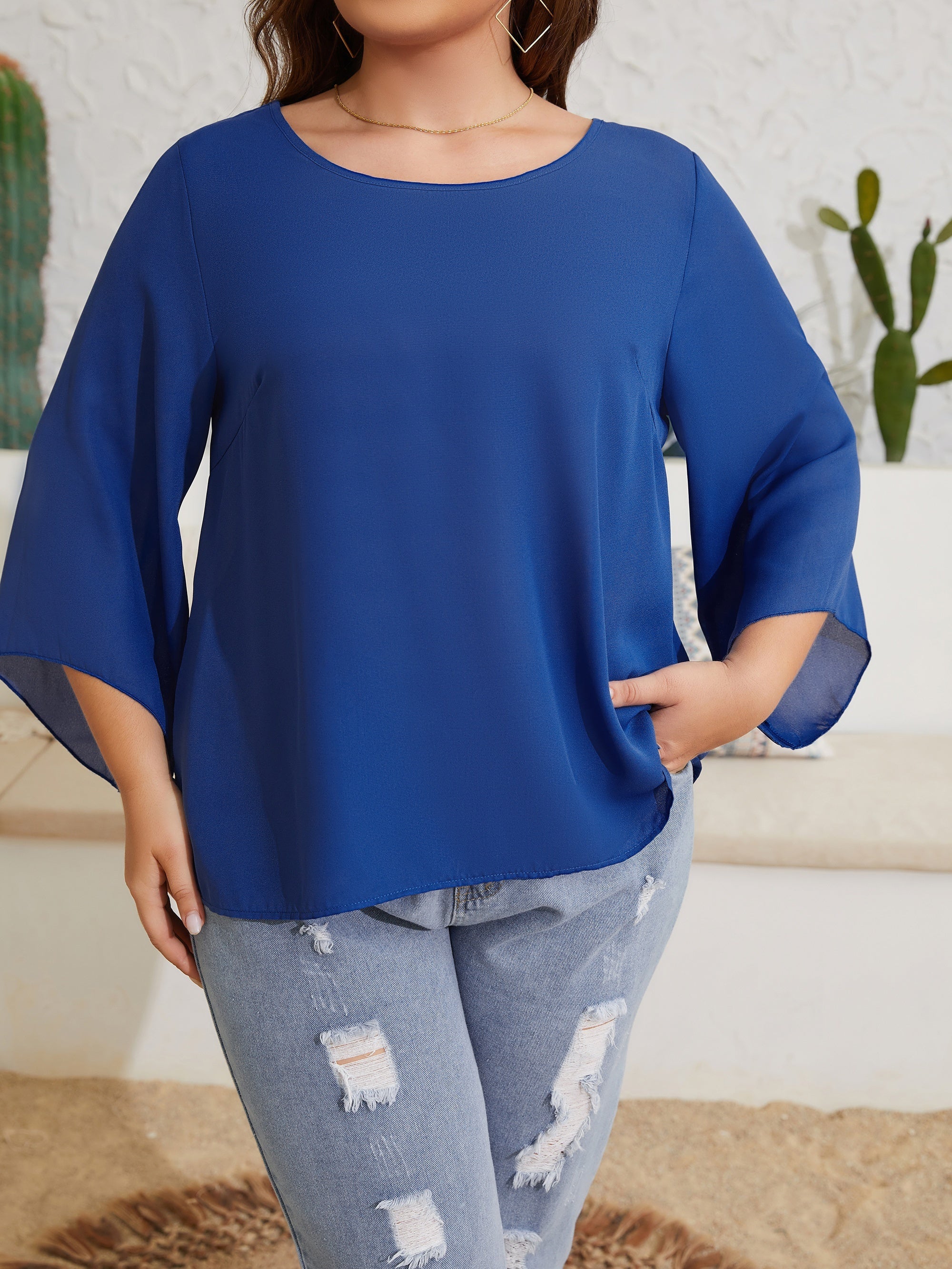  Solid Half Flare Sleeve Blouse