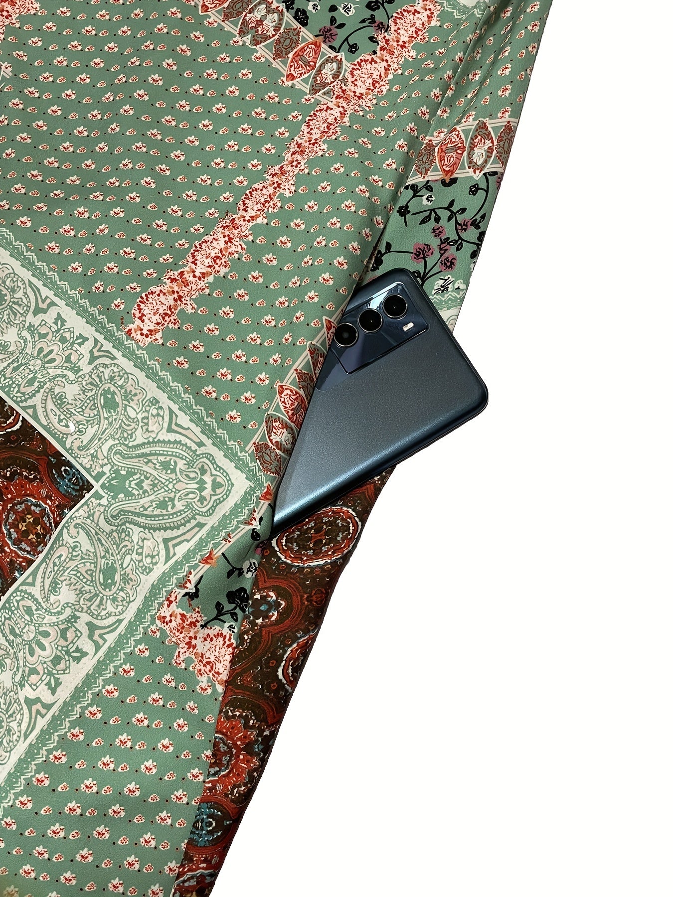 Plus Size Patchwork Print Long Sleeve Maxi Dress With Pockets
