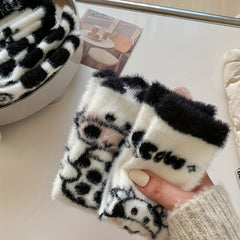 5 Pairs Cow Print Fuzzy Warm Socks Women's Stockings & Hosiery