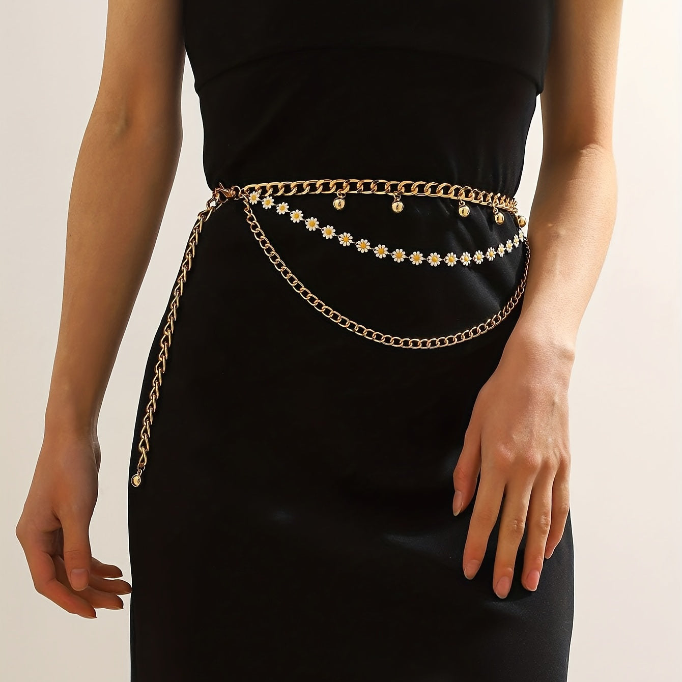 Daisy Layered Waist Chain Vintage Pendant Golden Tassel Metal Chain Belt