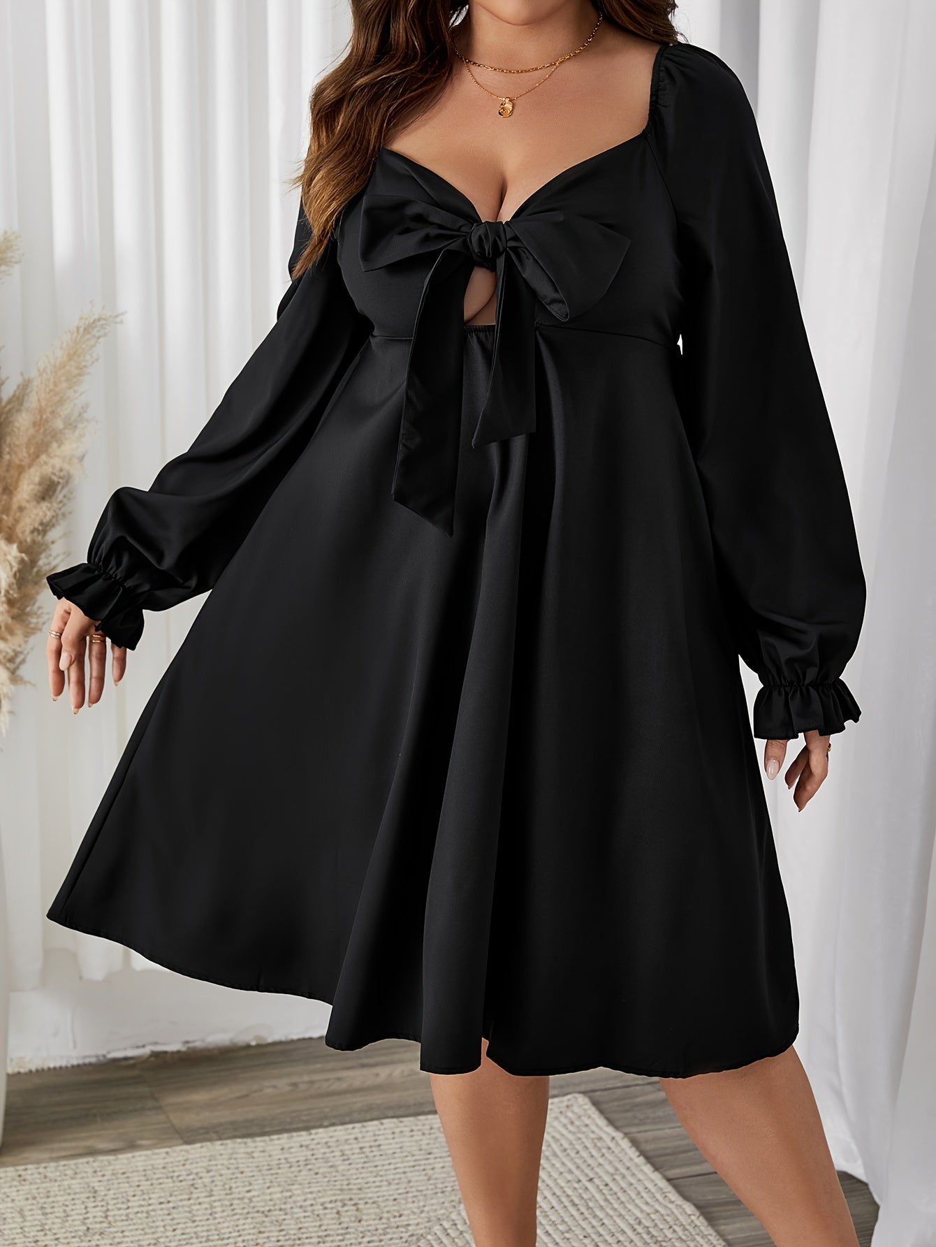  Solid Cut Out Bow Knot Front Dress