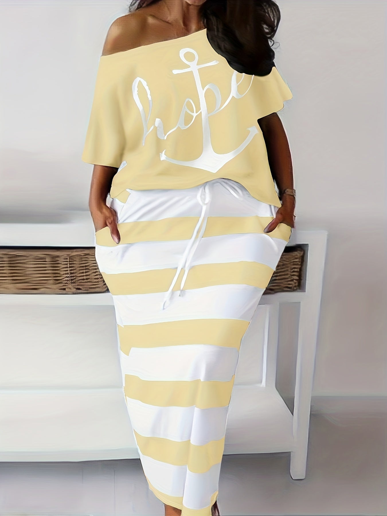 Women's Plus Anchor & Letter Print T shirt & Strip Slim Fit Skirt 2pcs Set