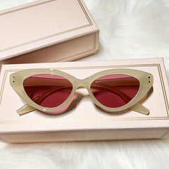 Cat Eye Sunglasses UV400 Gradient Lens Triangle Frame Glasses