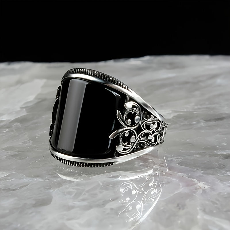 Vintage Men's Totem Ring with Oil Drop Carving