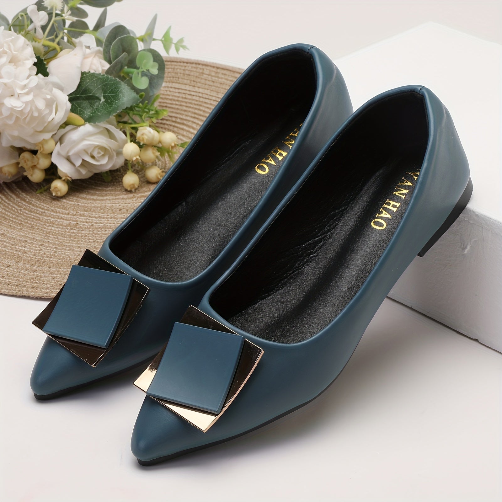 Women's Metal Square Decor Flat Shoes Pointed Toe Work Shoes
