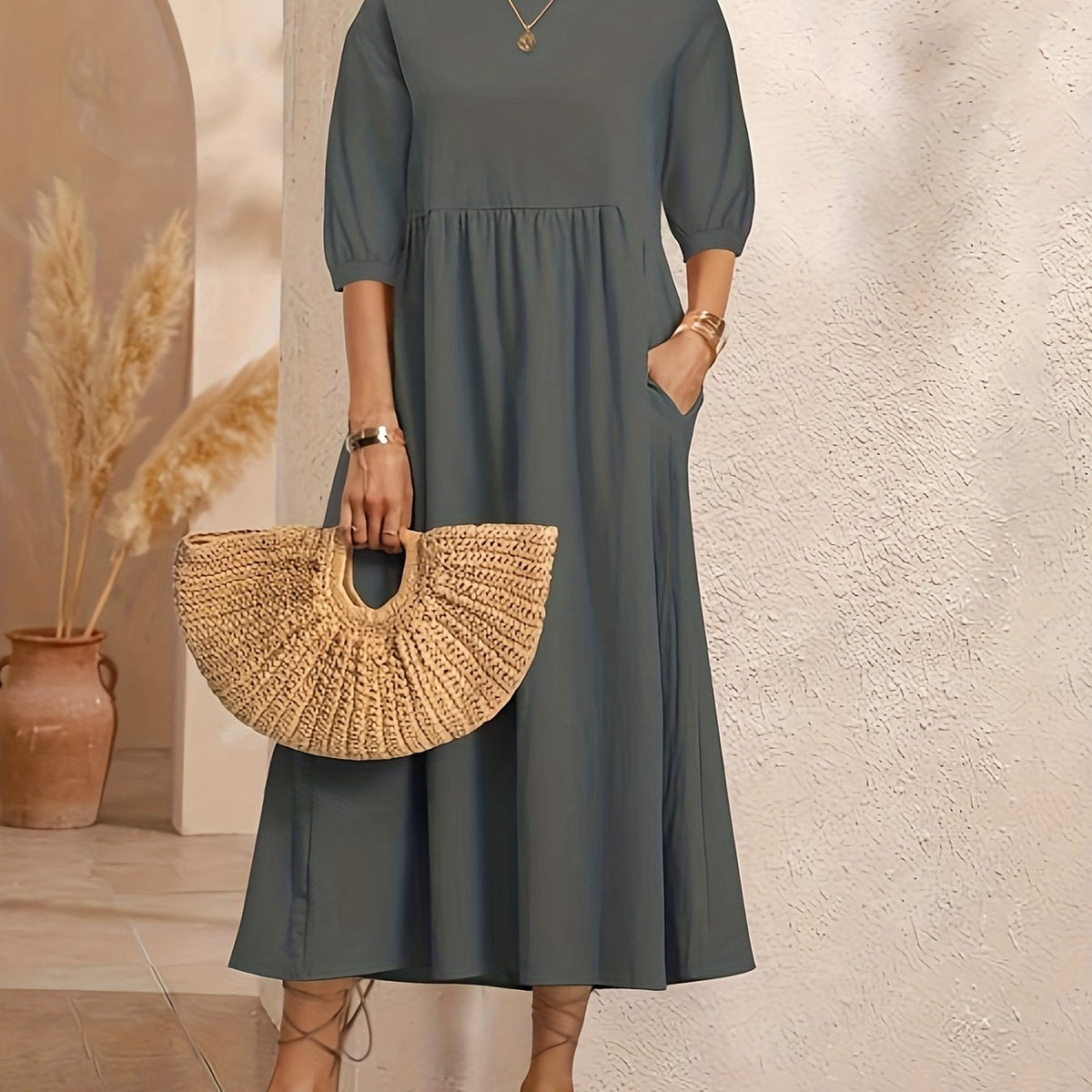  Casual Dress Women's Solid Round Neck Dress With Pockets