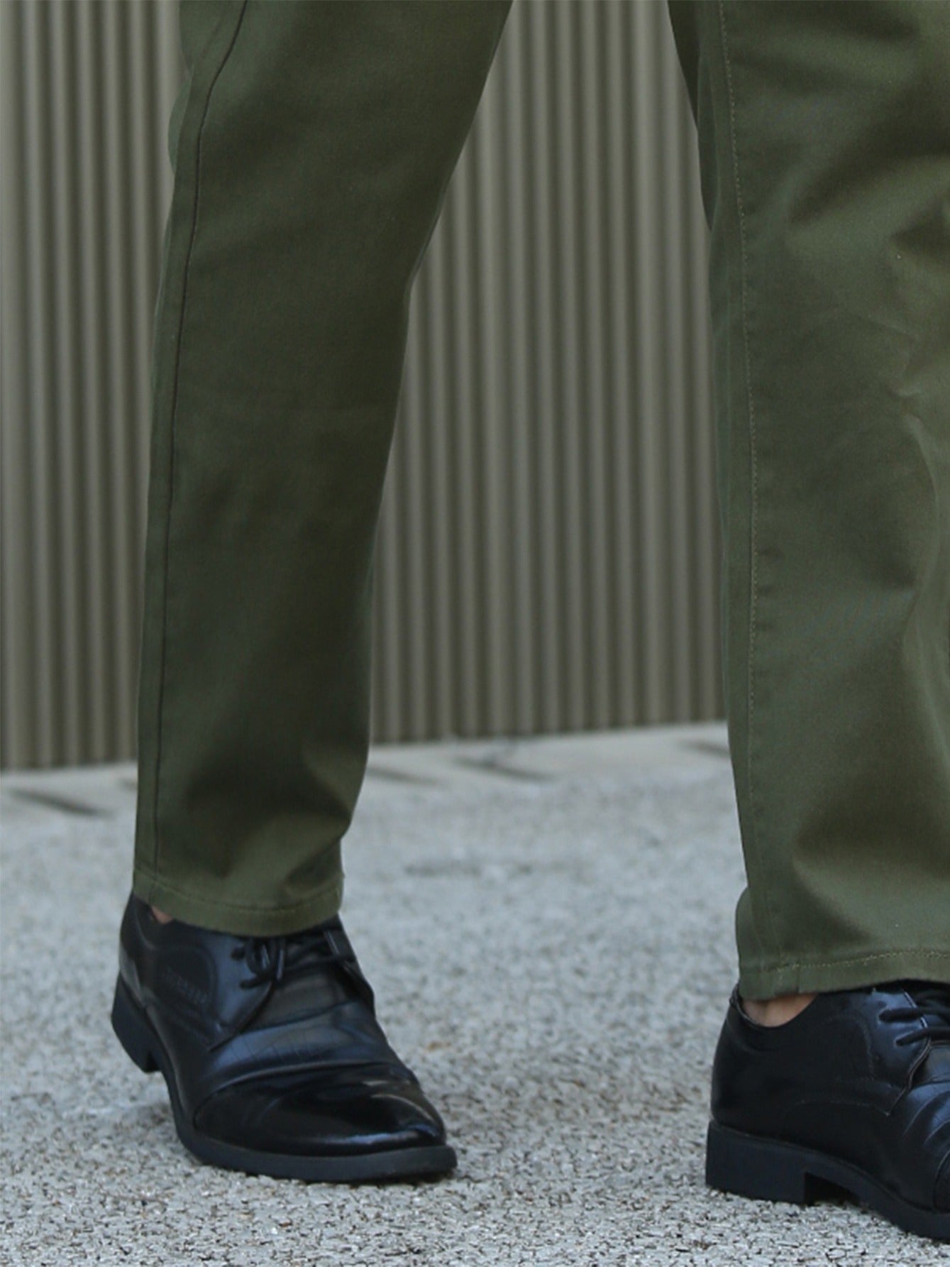 Men's Micro Stretch Solid Straight Trousers
